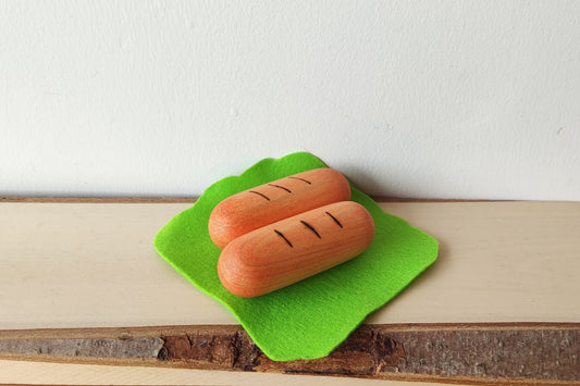 フランクフルト(2本)＆レタス(1枚)